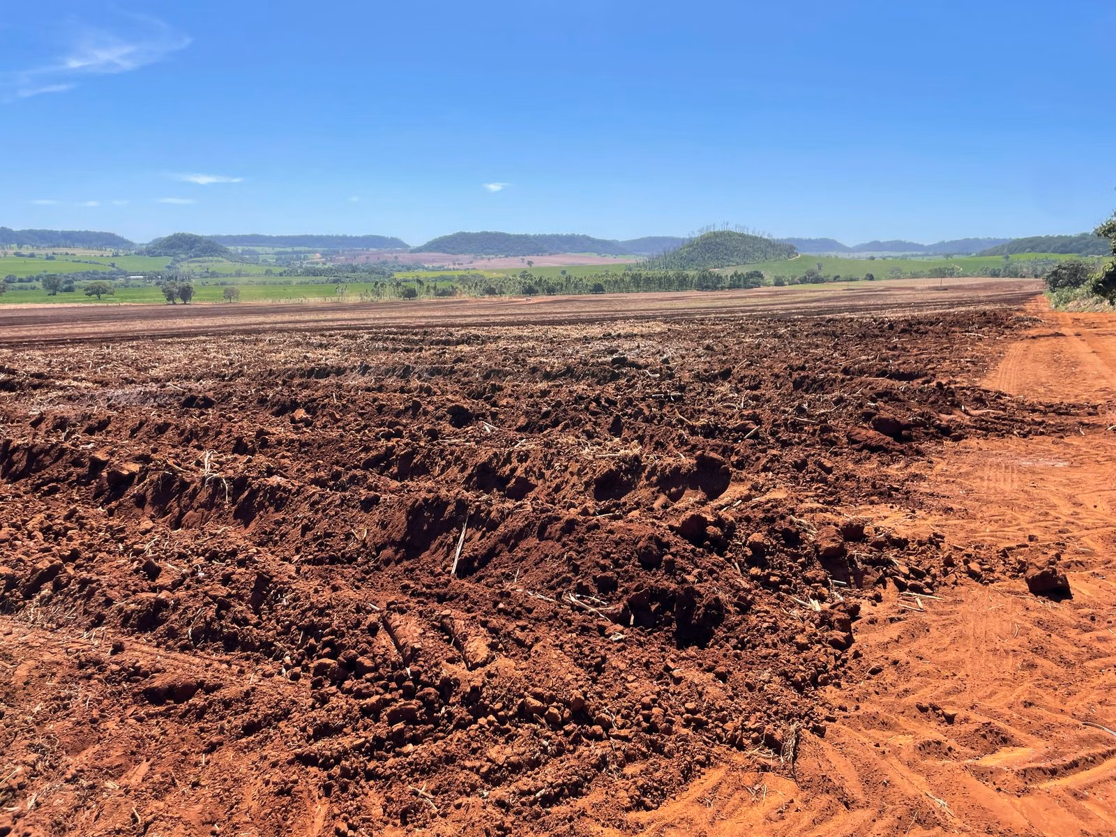 Fazenda de 380 ha em Aparecida do Taboado, MS