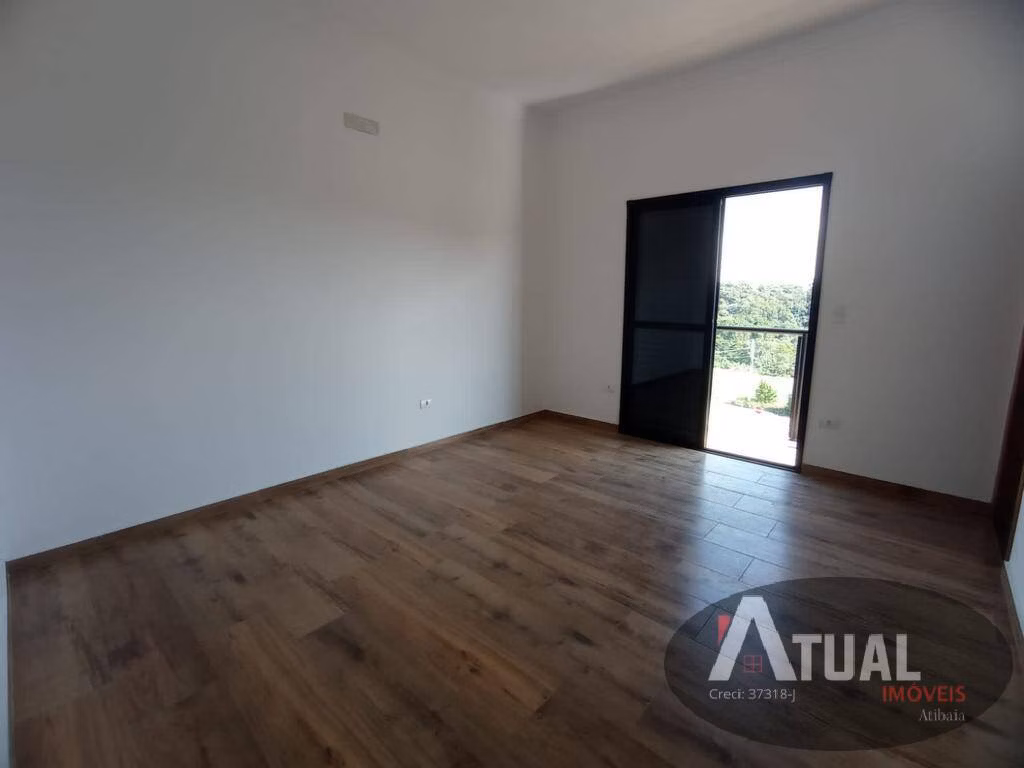 Casa de 140 m² em Mairiporã, SP