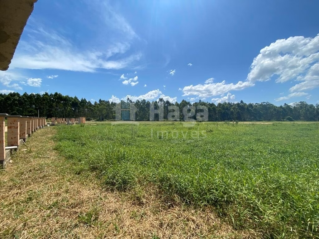 Terreno de 1.479 m² em Canelinha, SC