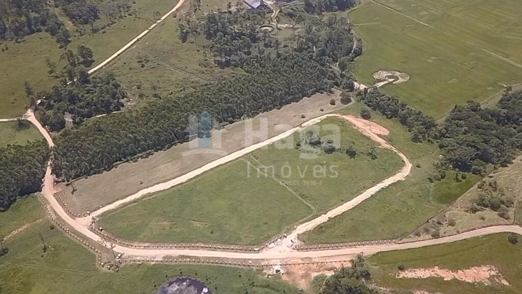 Terreno de 1.479 m² em Canelinha, SC