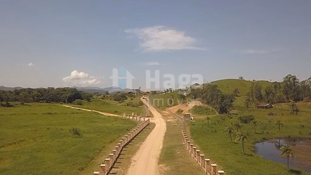 Terreno de 1.479 m² em Canelinha, SC