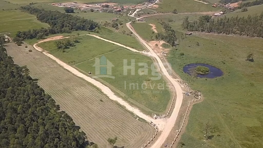 Terreno de 1.479 m² em Canelinha, SC