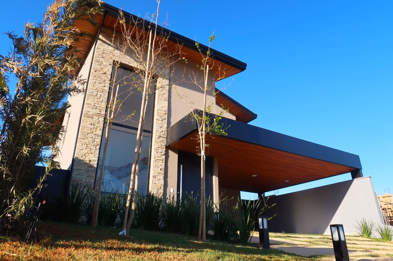 Casa de 360 m² em Jundiaí, SP