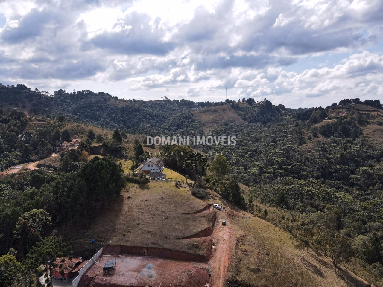 House of 1,000 m² in Campos do Jordão, SP, Brazil