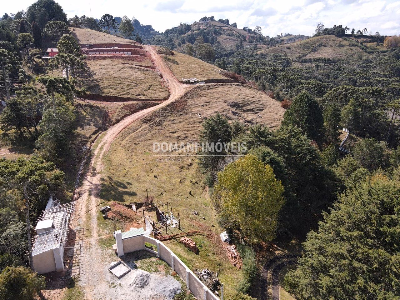 House of 1,000 m² in Campos do Jordão, SP, Brazil