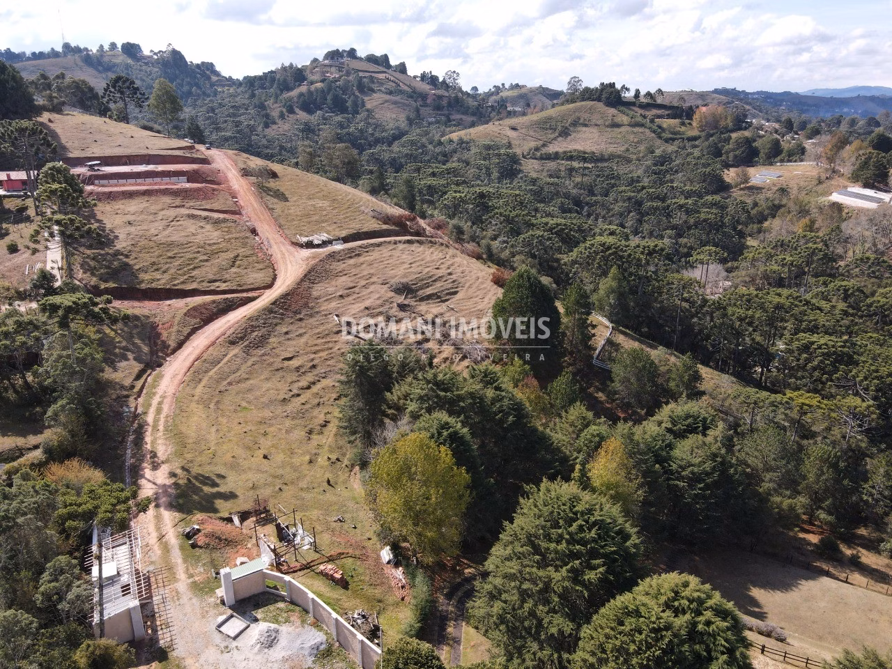 House of 1,000 m² in Campos do Jordão, SP, Brazil