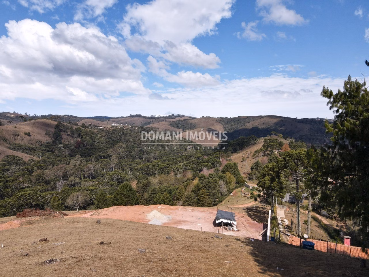 House of 1,000 m² in Campos do Jordão, SP, Brazil