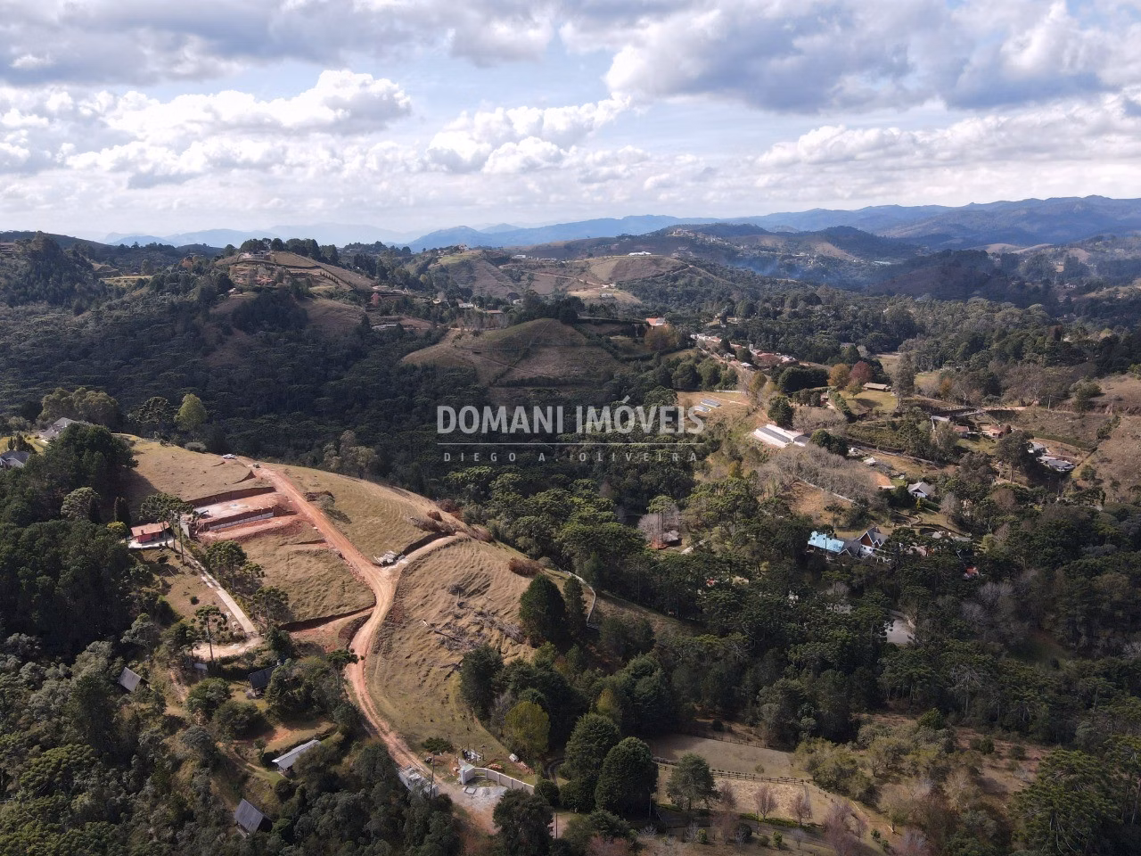 House of 1,000 m² in Campos do Jordão, SP, Brazil