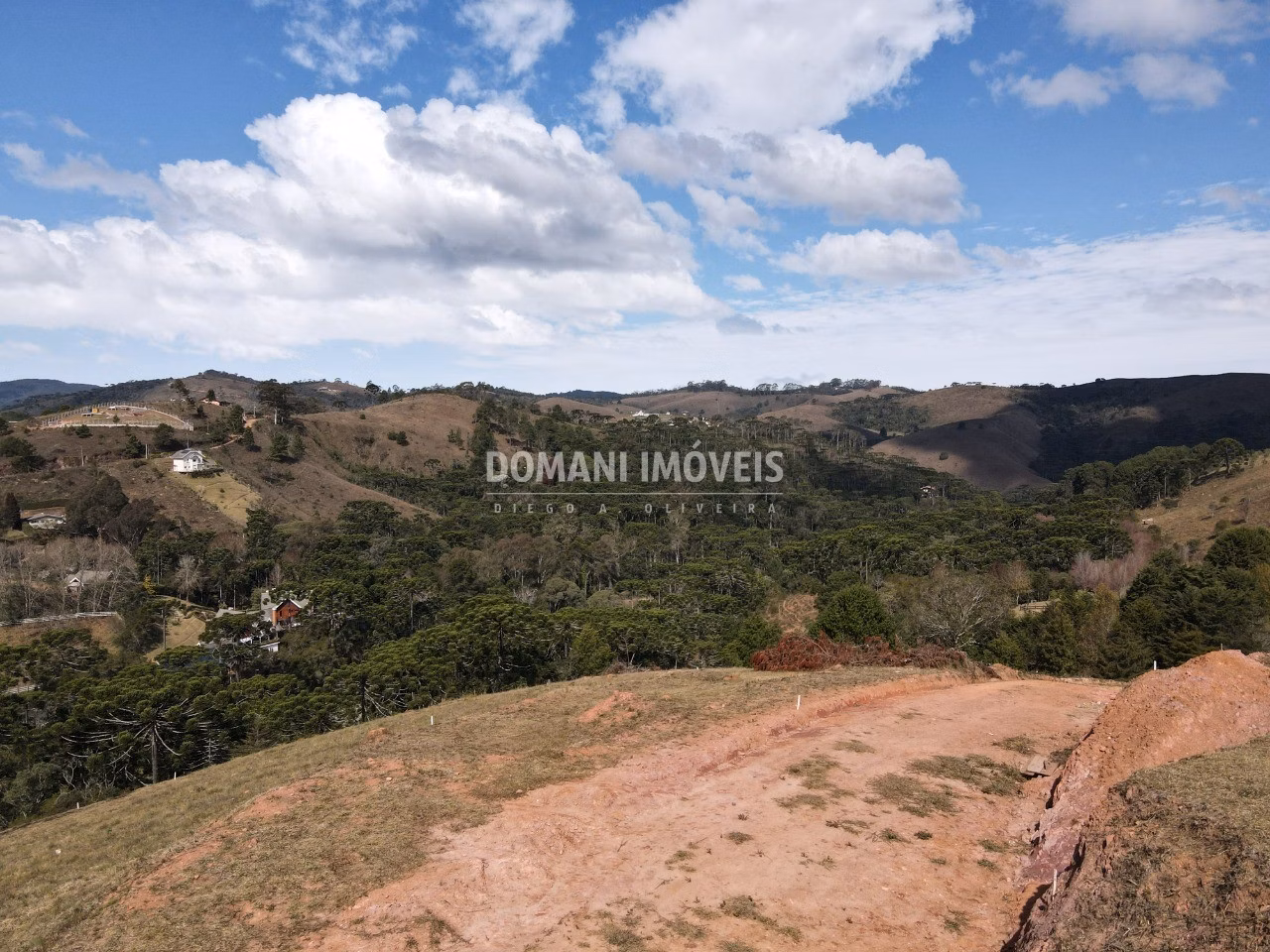House of 1,000 m² in Campos do Jordão, SP, Brazil