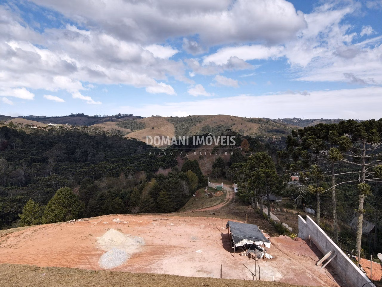 House of 1,000 m² in Campos do Jordão, SP, Brazil