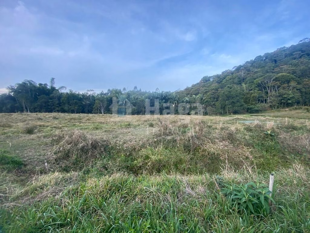 Chácara de 2.400 m² em Nova Trento, SC