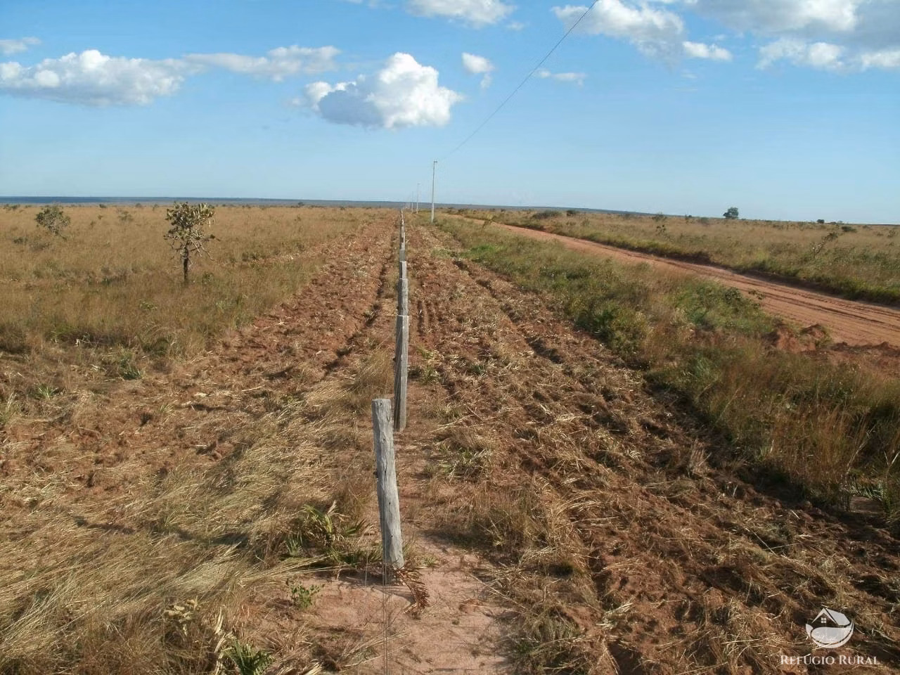 Fazenda de 3.260 ha em Conquista D'Oeste, MT