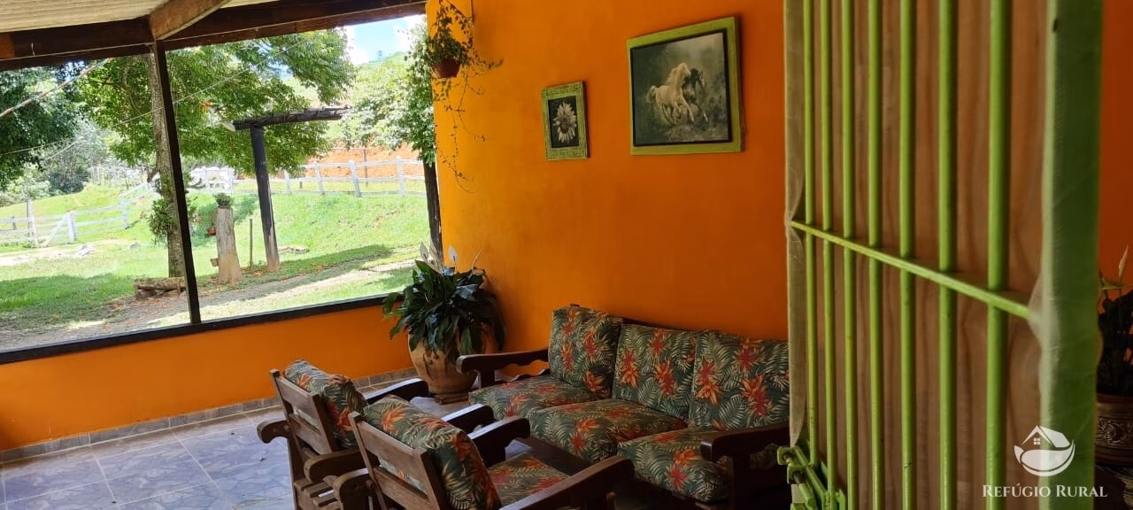 Sítio de 5 ha em Monteiro Lobato, SP