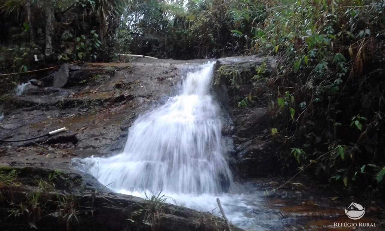 Sítio de 5 ha em Monteiro Lobato, SP