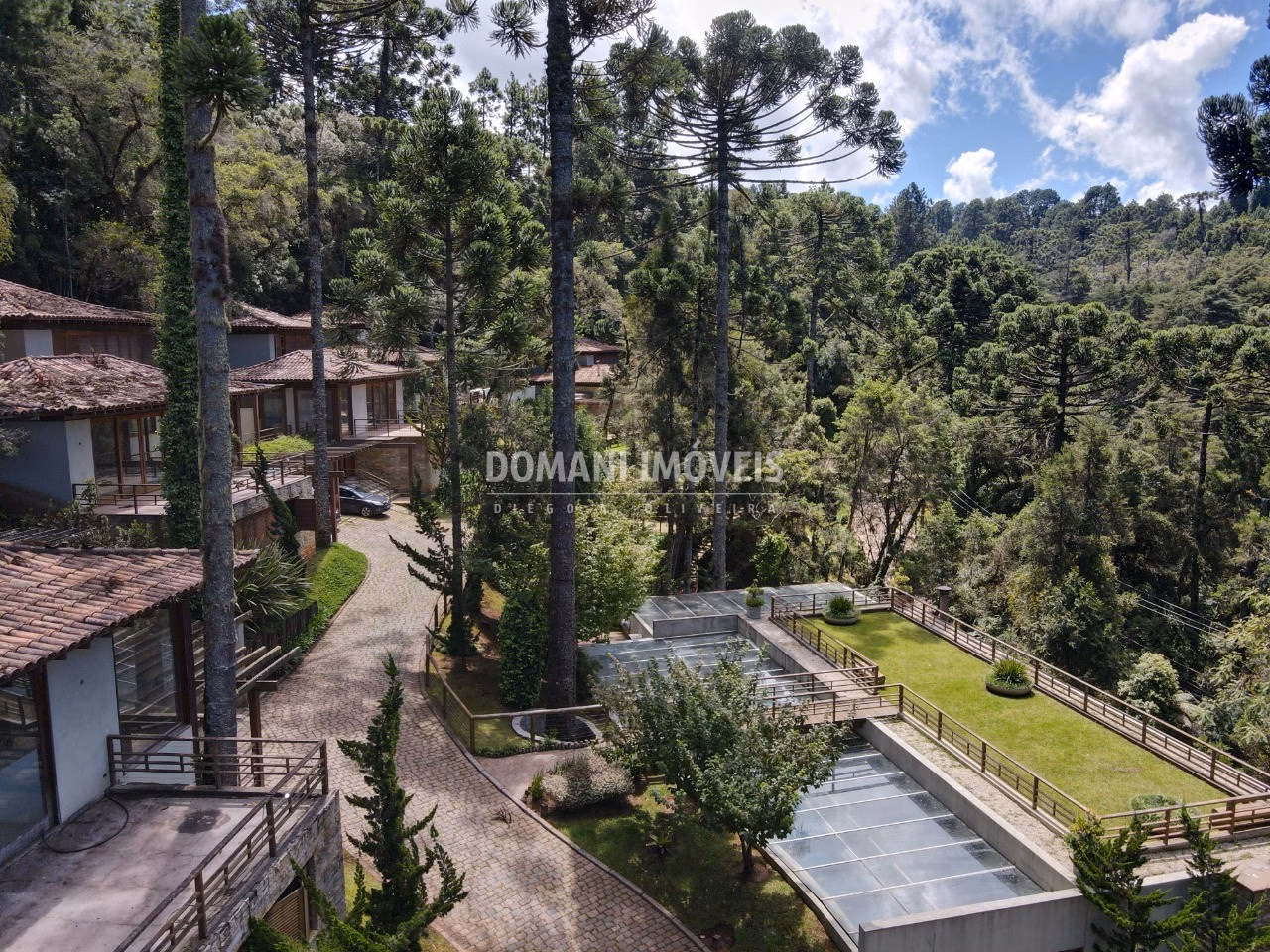 House of 1,305 m² in Campos do Jordão, SP, Brazil