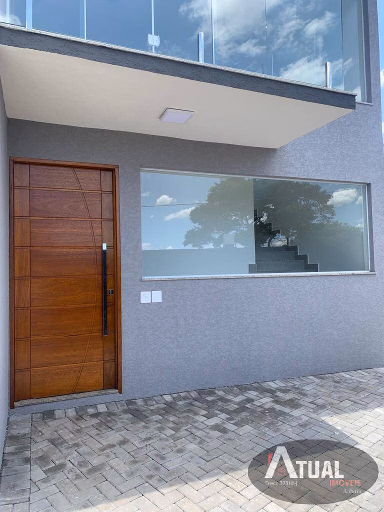 Casa de 364 m² em Atibaia, SP