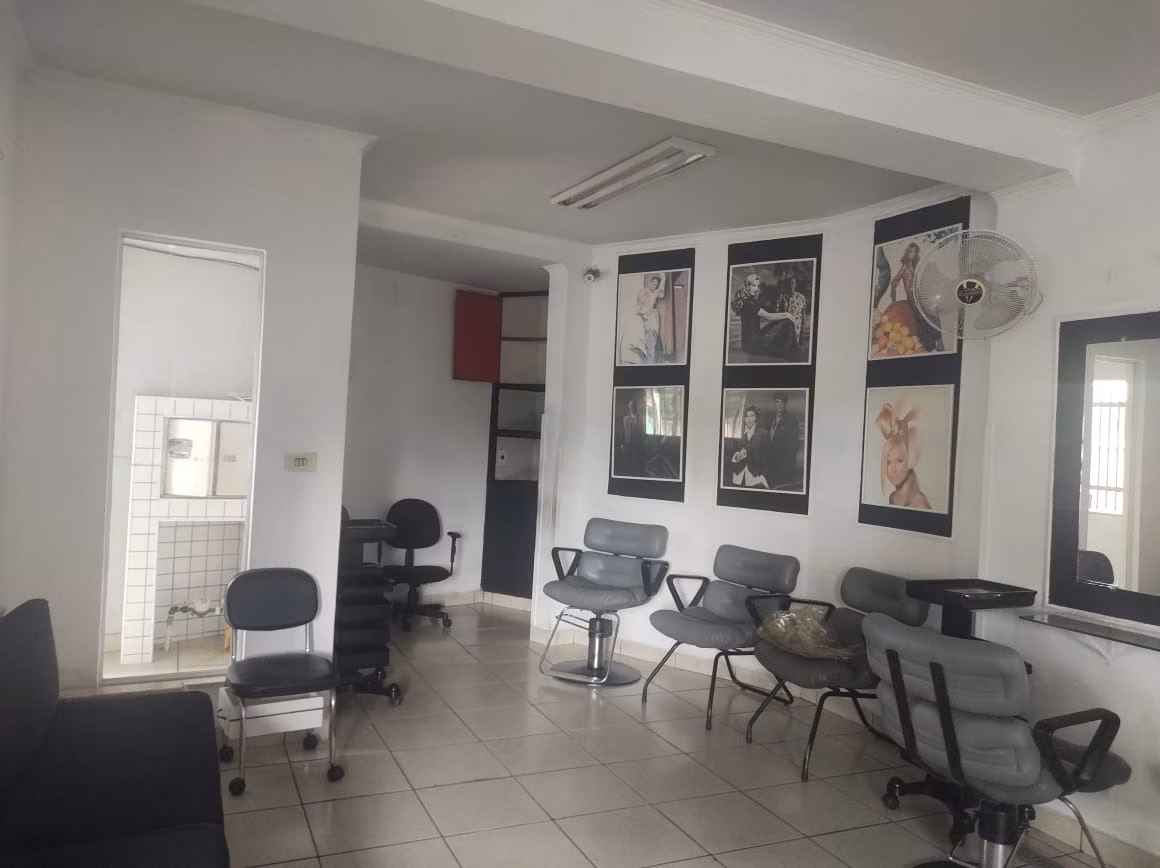 Comercial de 200 m² em São José dos Campos, SP