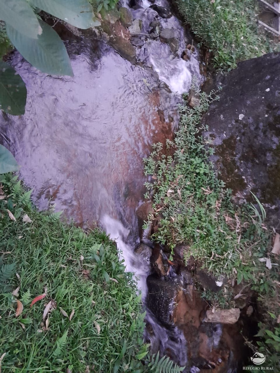 Chácara de 3.000 m² em São José dos Campos, SP
