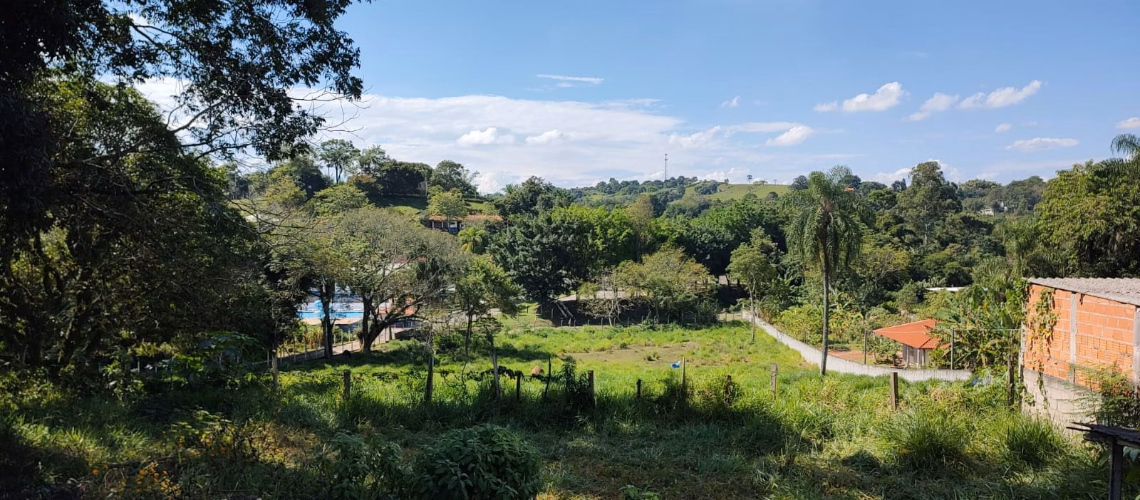 Chácara de 1 ha em São José dos Campos, SP