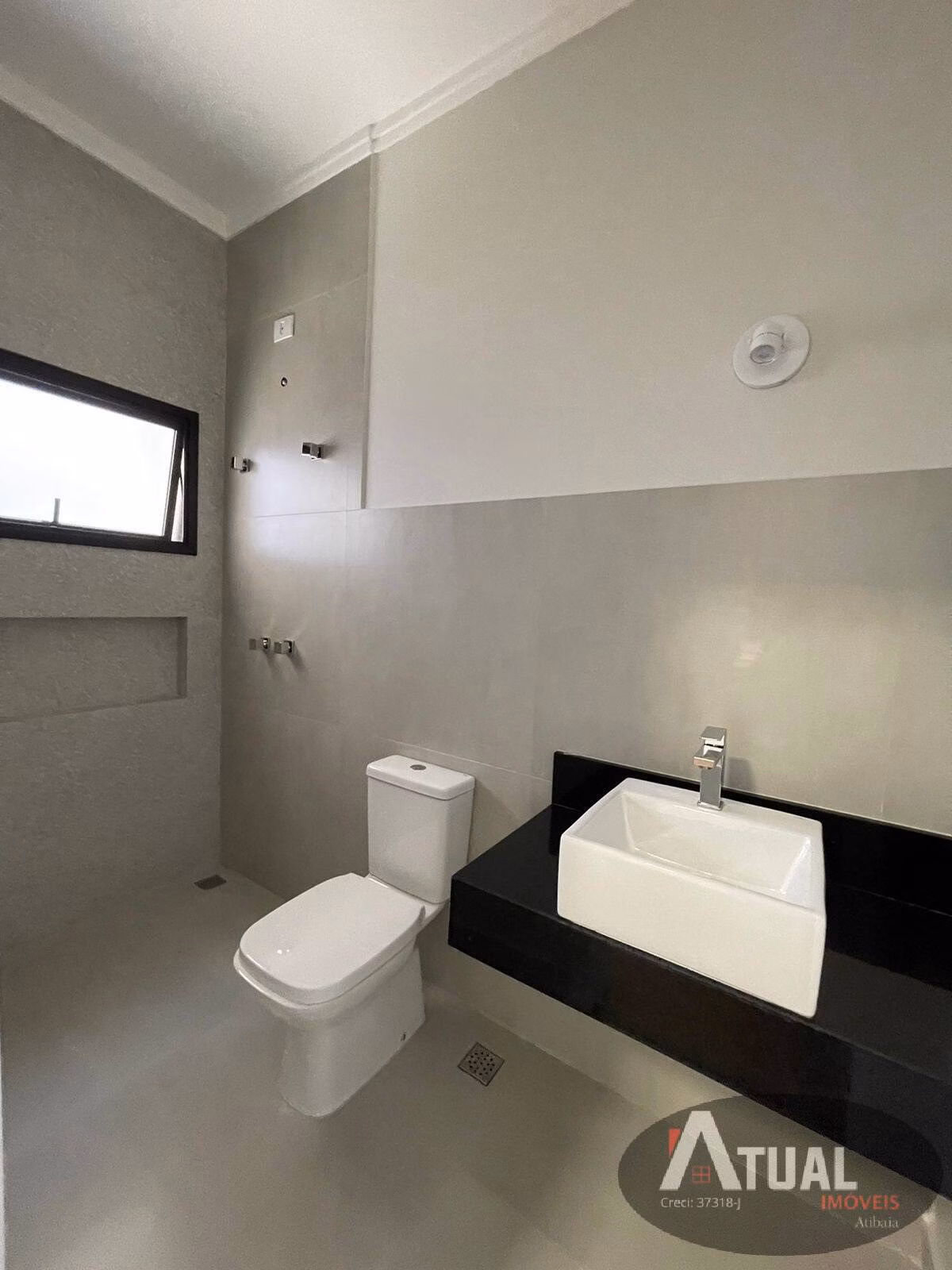 Casa de 639 m² em Atibaia, SP