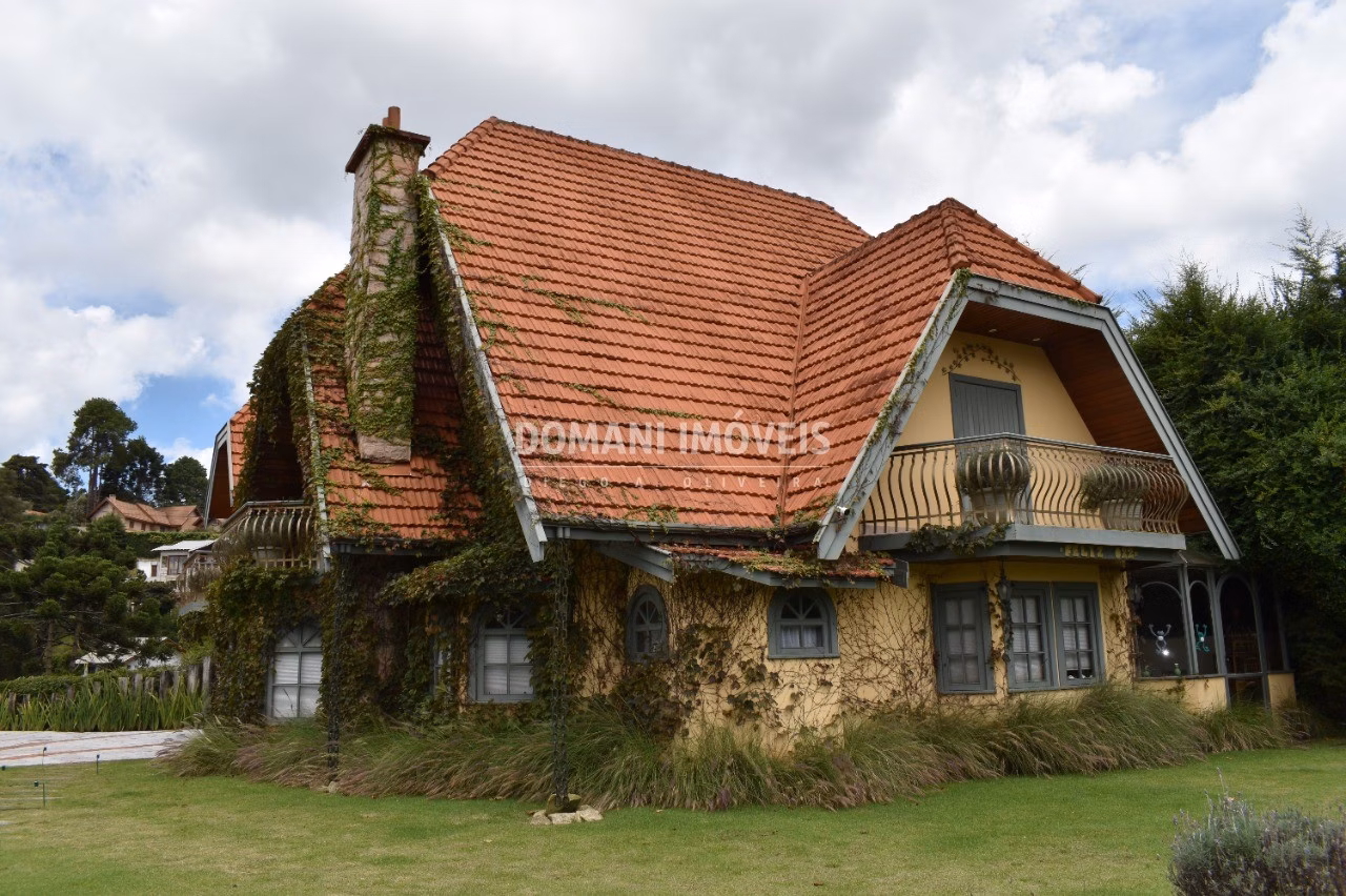 House of 1,000 m² in Campos do Jordão, SP, Brazil