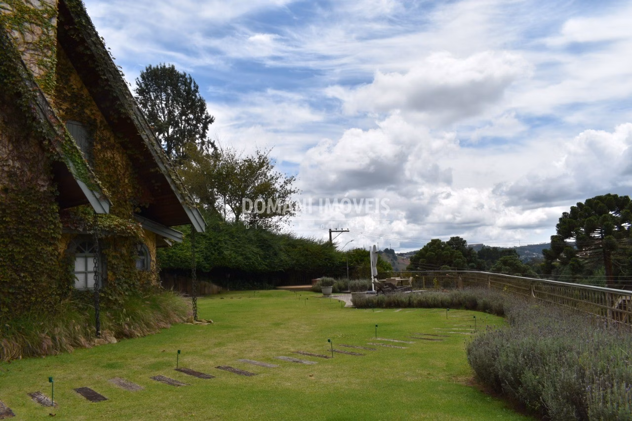 House of 1,000 m² in Campos do Jordão, SP, Brazil