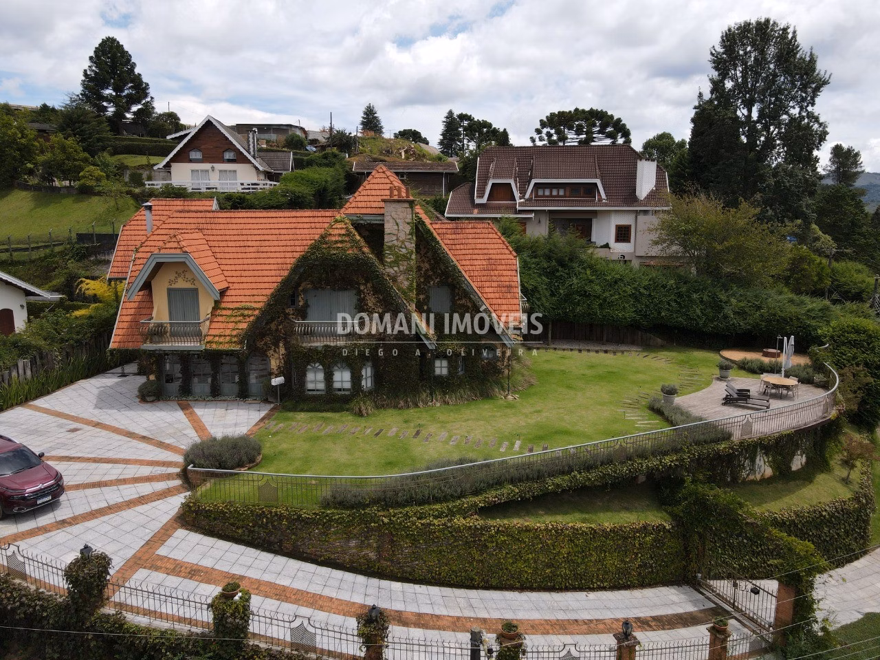 House of 1,000 m² in Campos do Jordão, SP, Brazil