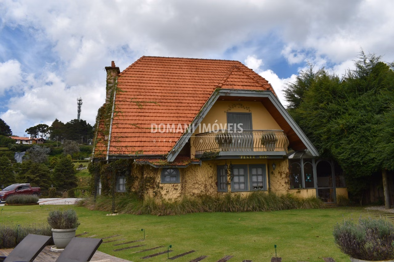 House of 1,000 m² in Campos do Jordão, SP, Brazil