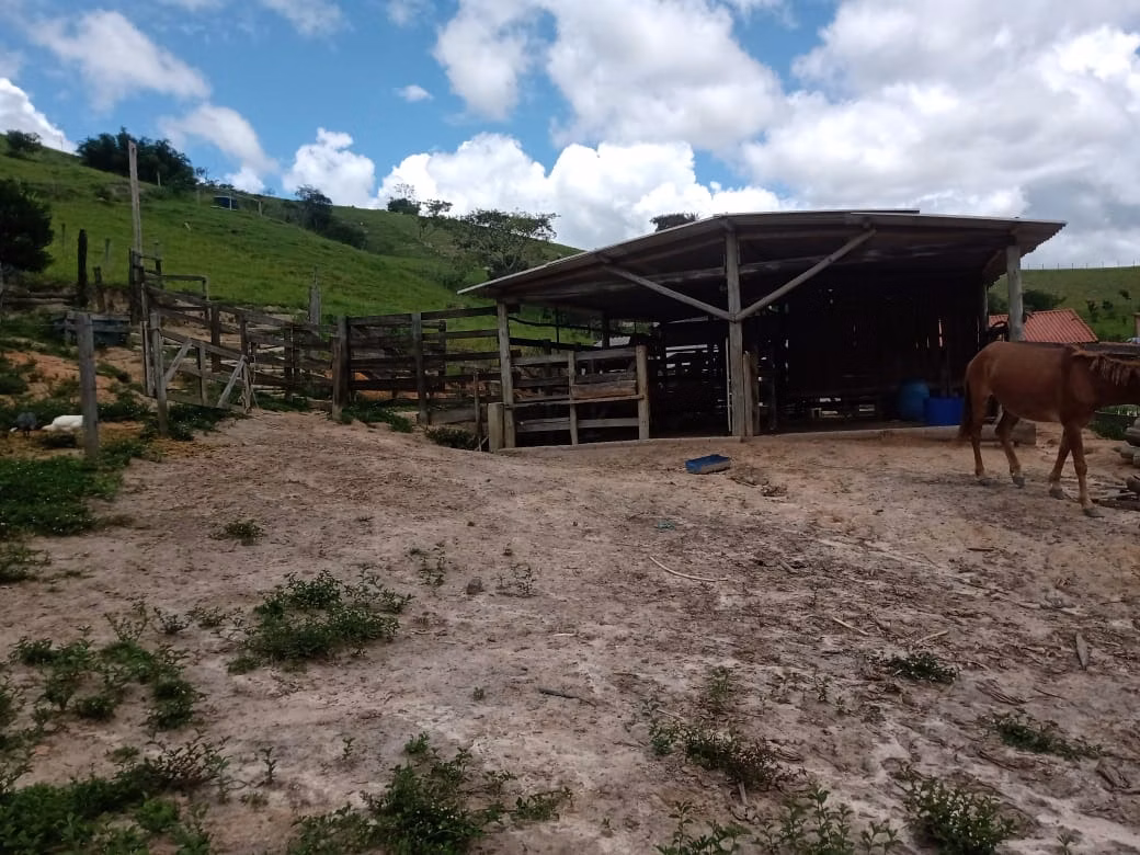 Sítio de 5 ha em Paraibuna, SP