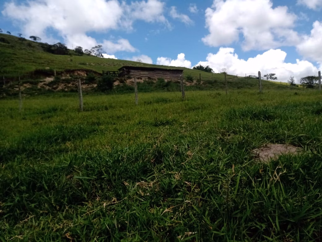 Sítio de 5 ha em Paraibuna, SP