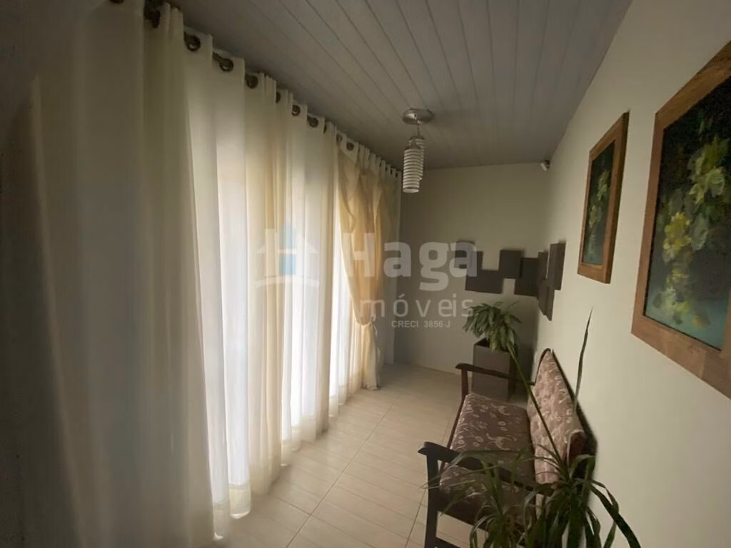 Casa de 1.500 m² em Nova Trento, SC