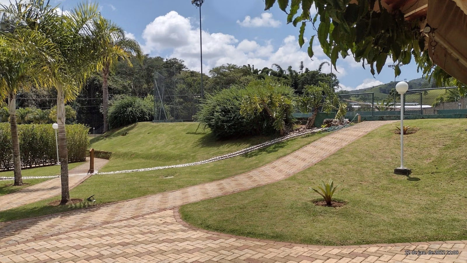 Terreno de 1.000 m² em Jambeiro, SP