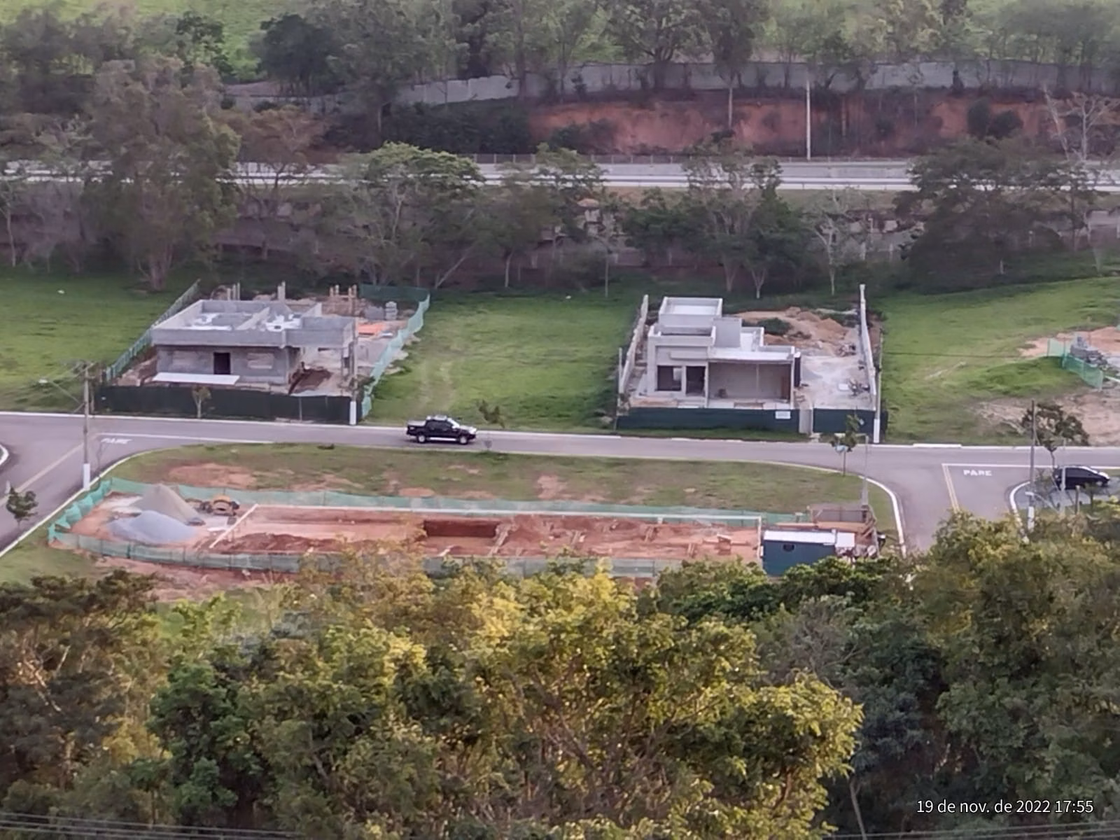 Terreno de 1.000 m² em Jambeiro, SP
