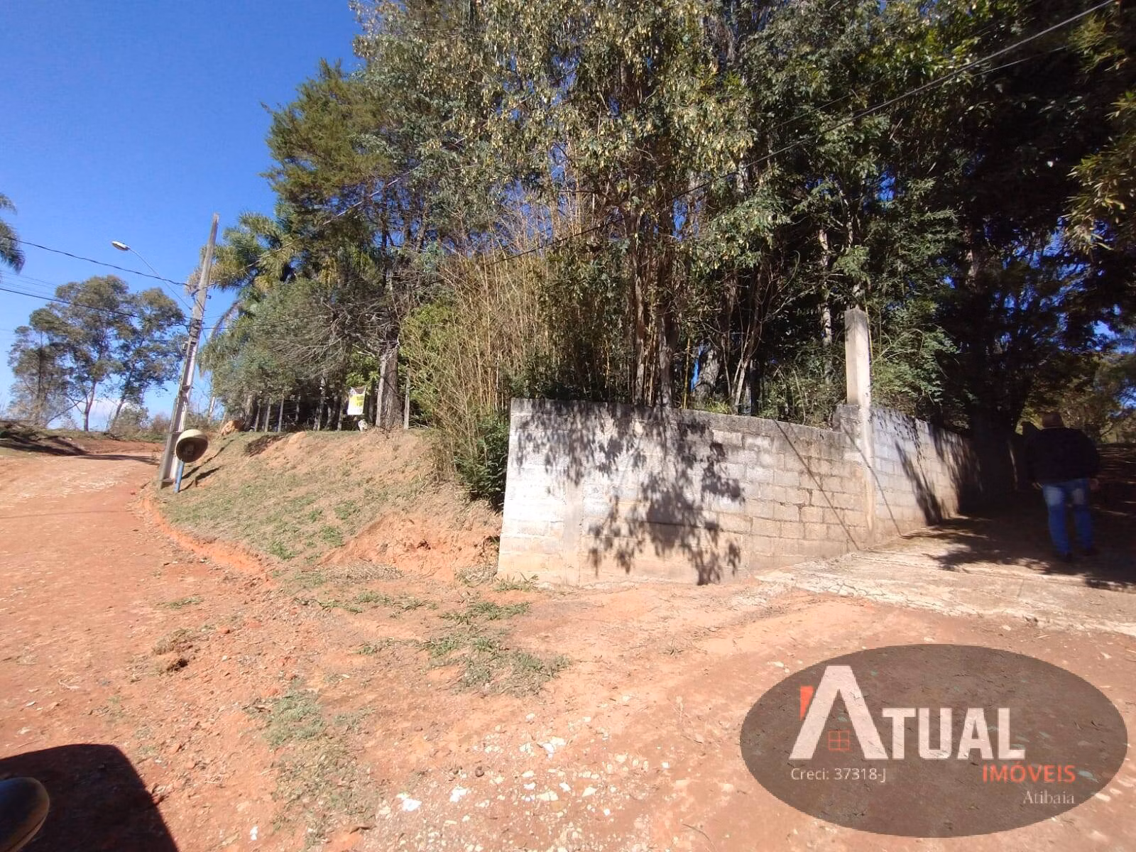 Terreno de 1.380 m² em Atibaia, SP