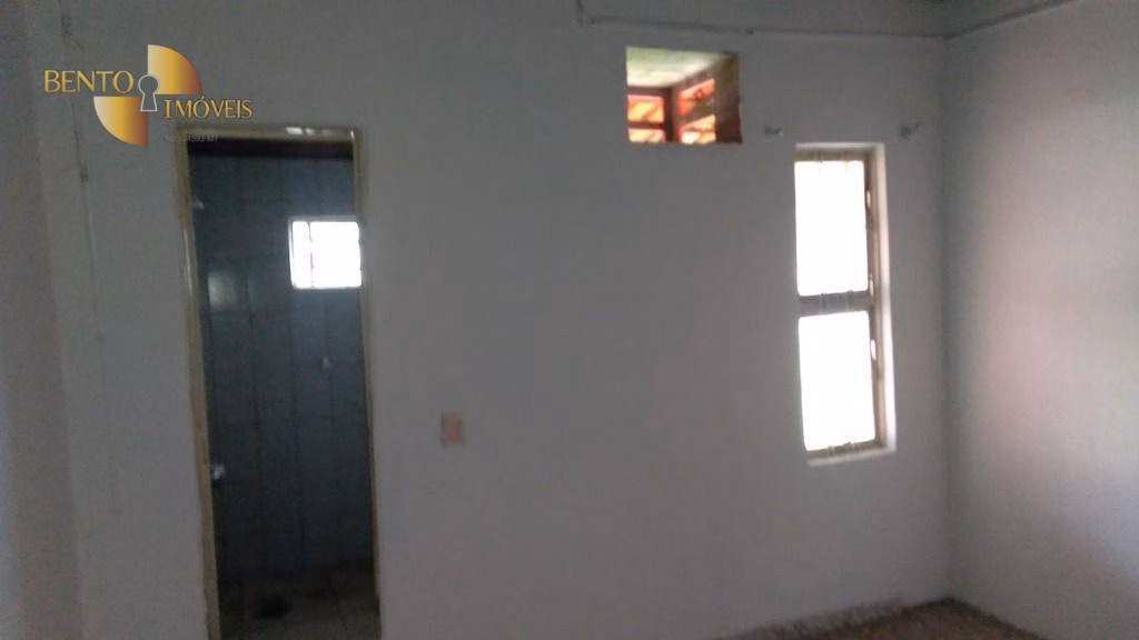 Casa de 200 m² em Várzea Grande, MT