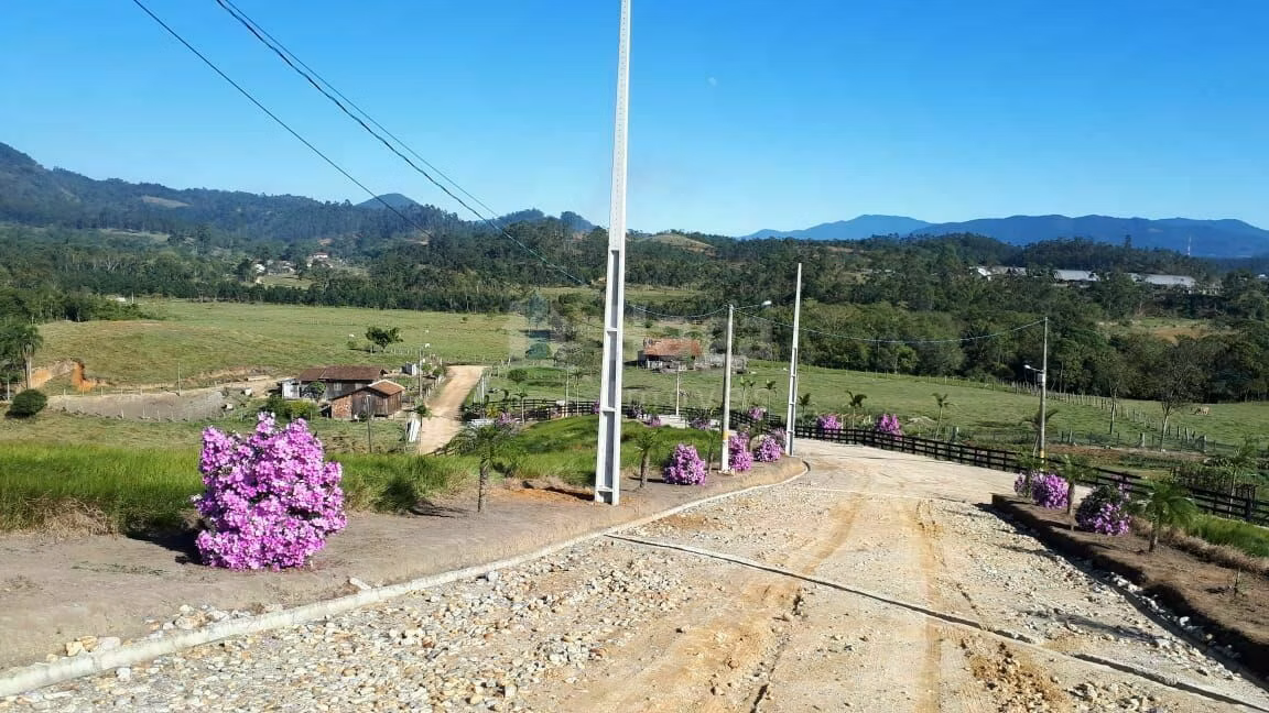 Terreno de 2.010 m² em Canelinha, SC