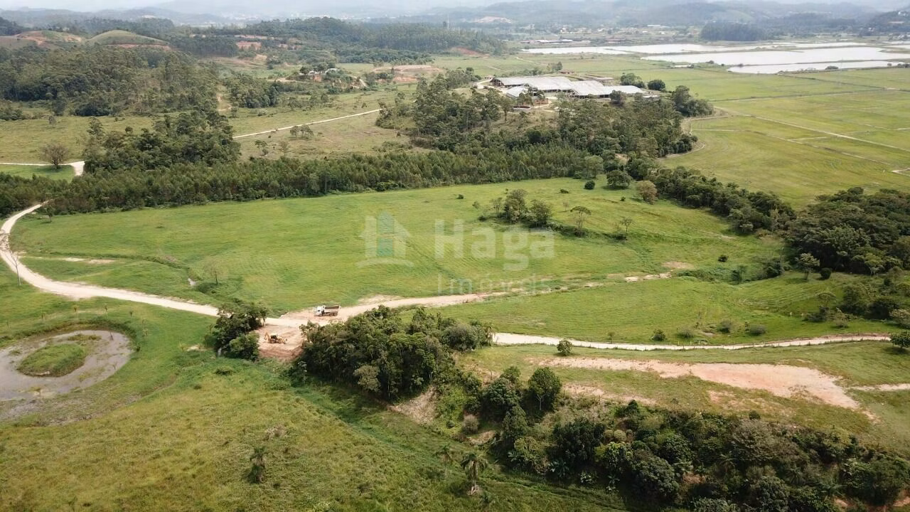 Terreno de 2.010 m² em Canelinha, SC