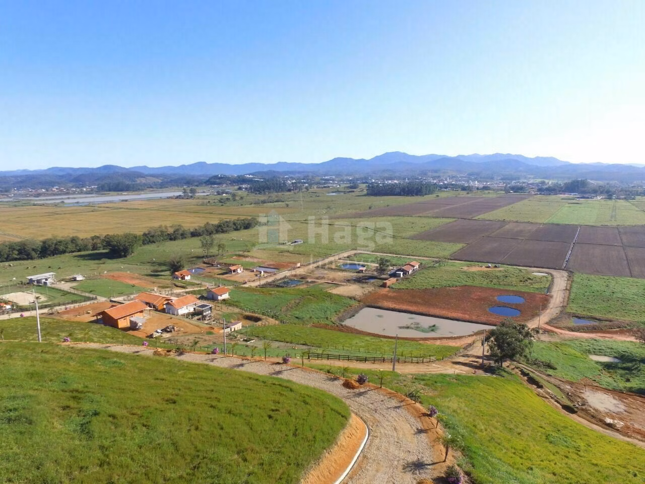 Terreno de 2.010 m² em Canelinha, SC