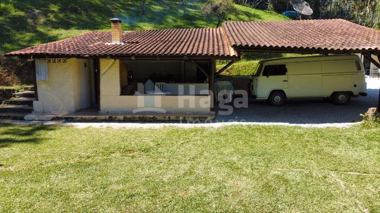 Casa de 8 ha em Brusque, SC