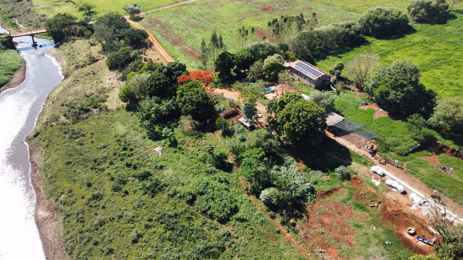 Sítio de 5 ha em Fartura, SP