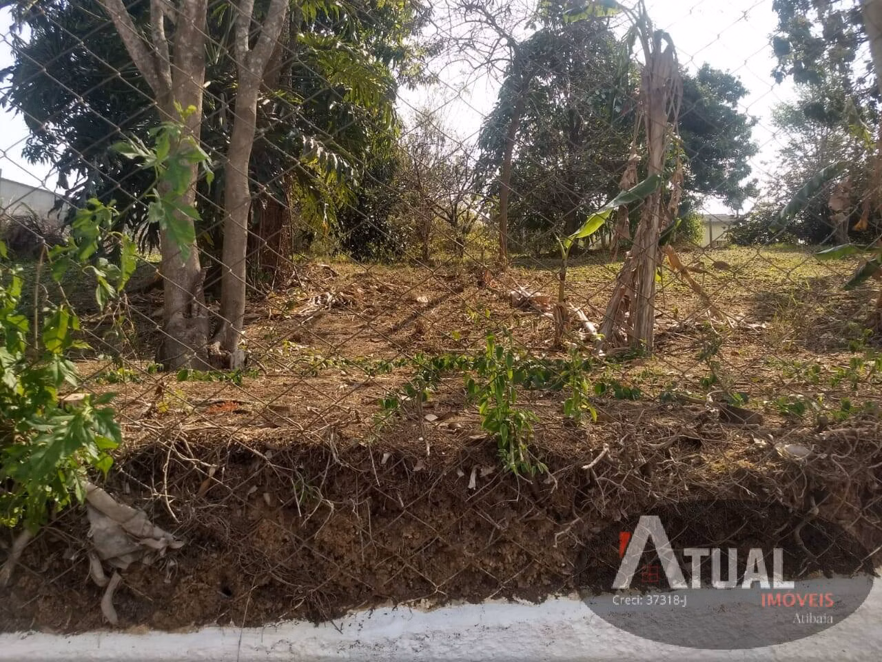 Terreno de 2.000 m² em Atibaia, SP