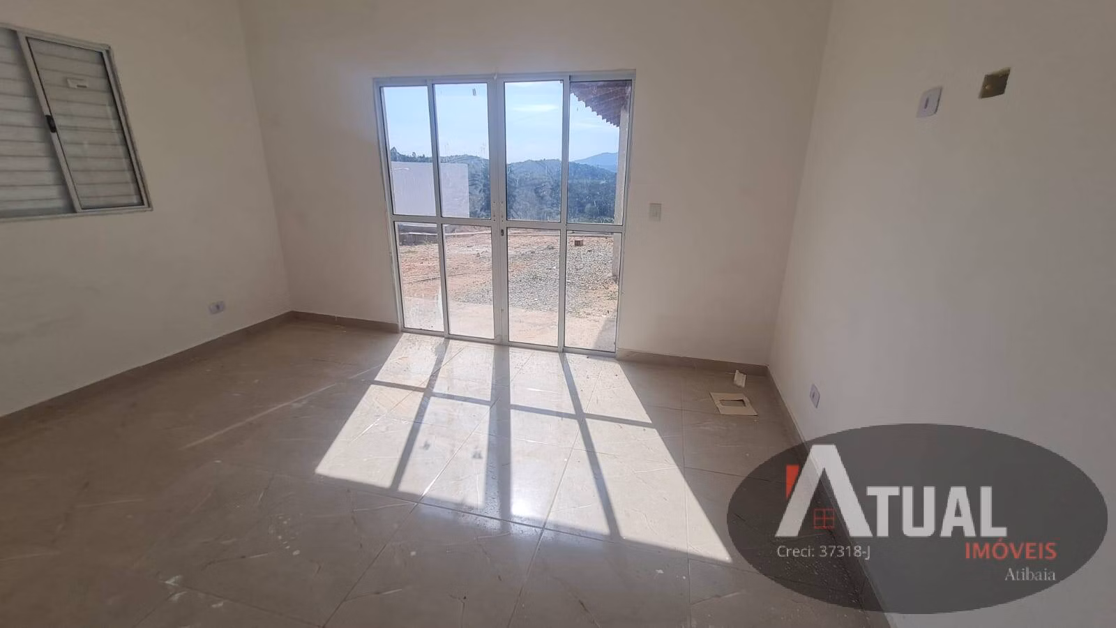 Casa de 500 m² em Mairiporã, SP