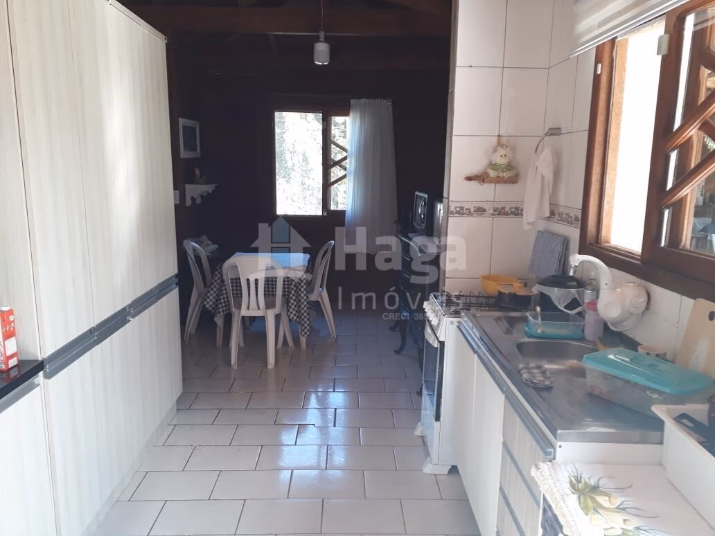 Chácara de 1.000 m² em Itapema, SC
