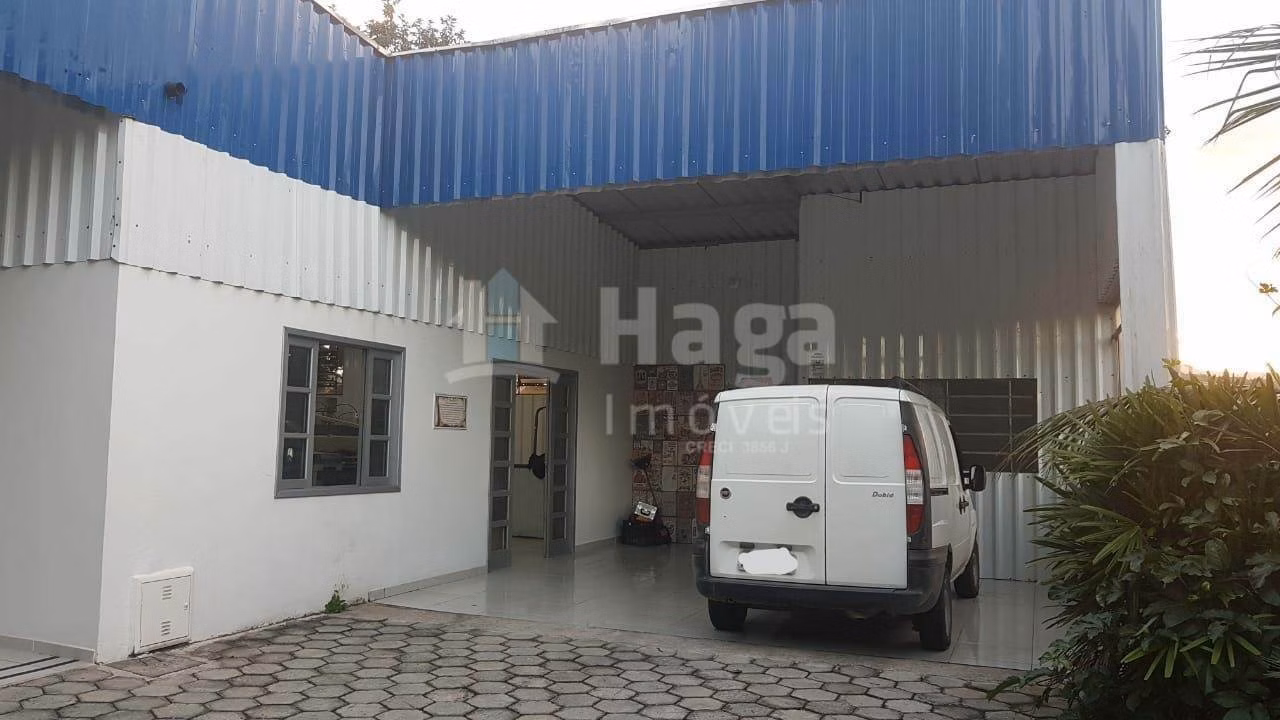 Commercial of 1.400 m² in Guabiruba, SC, Brazil