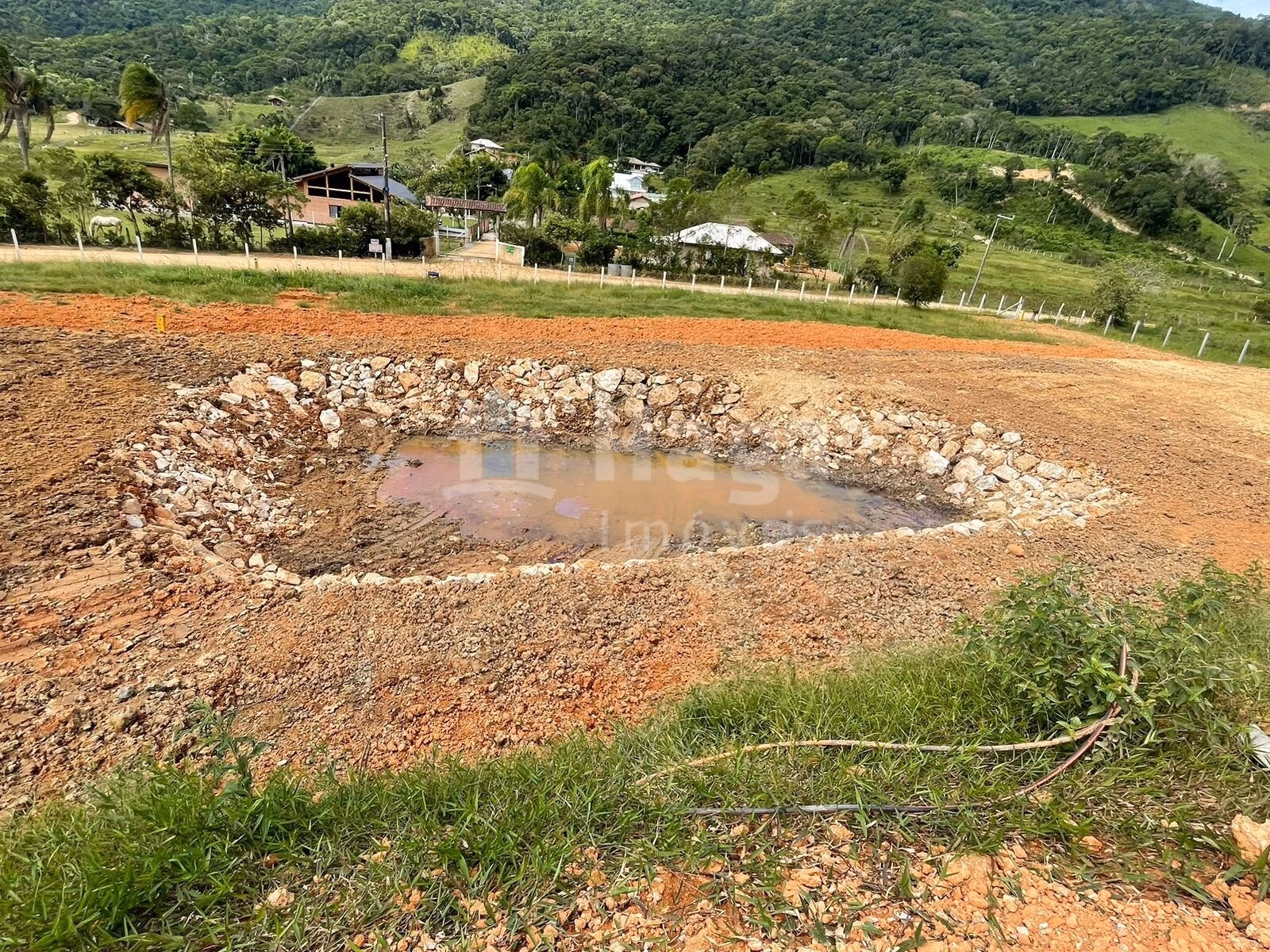 Terreno de 9.000 m² em Tijucas, SC