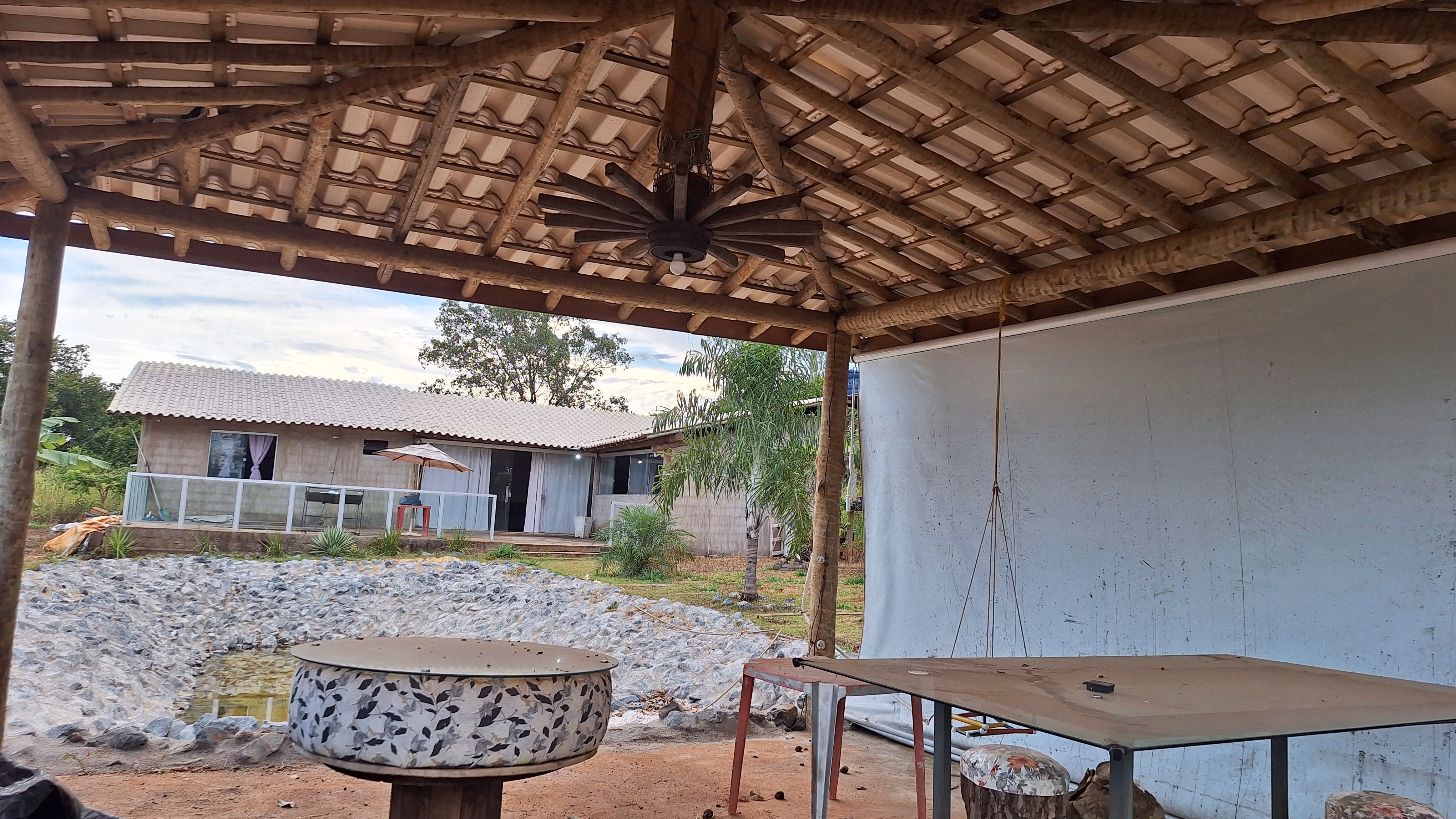 Chácara de 2.000 m² em Curvelo, MG
