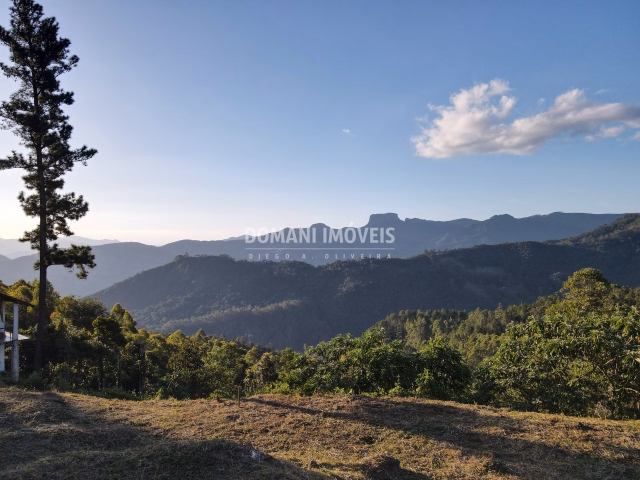 Terreno de 2.990 m² em Campos do Jordão, SP