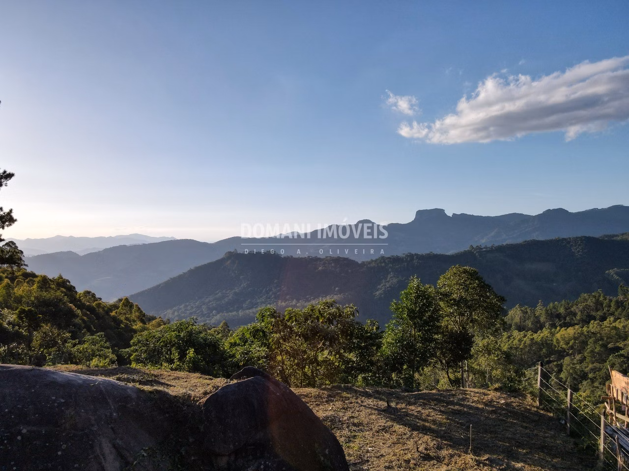 Terreno de 2.990 m² em Campos do Jordão, SP