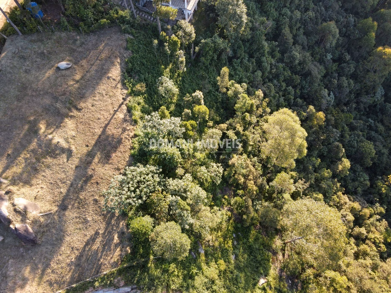Terreno de 2.990 m² em Campos do Jordão, SP