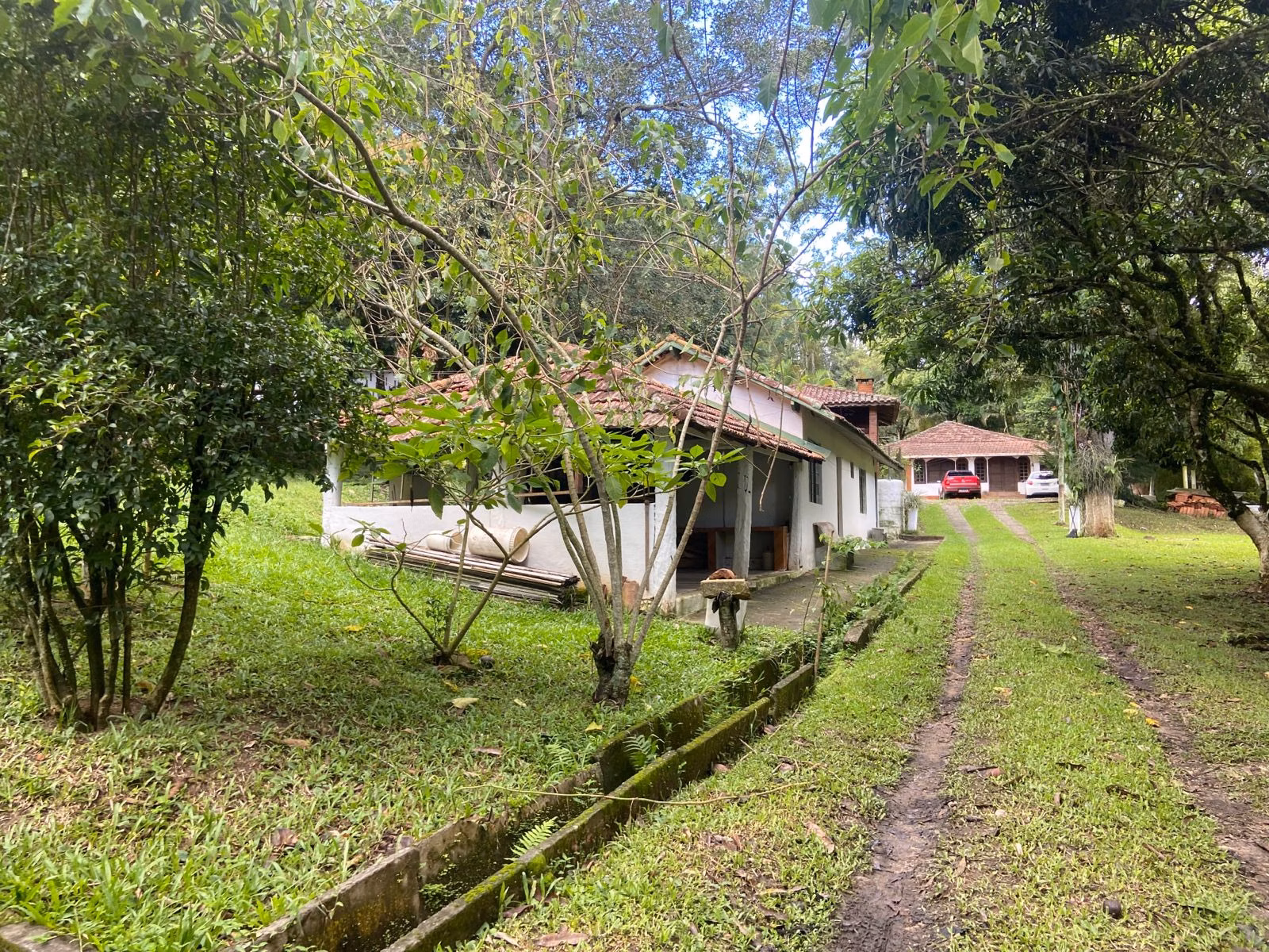 Chácara de 1 ha em Jambeiro, SP